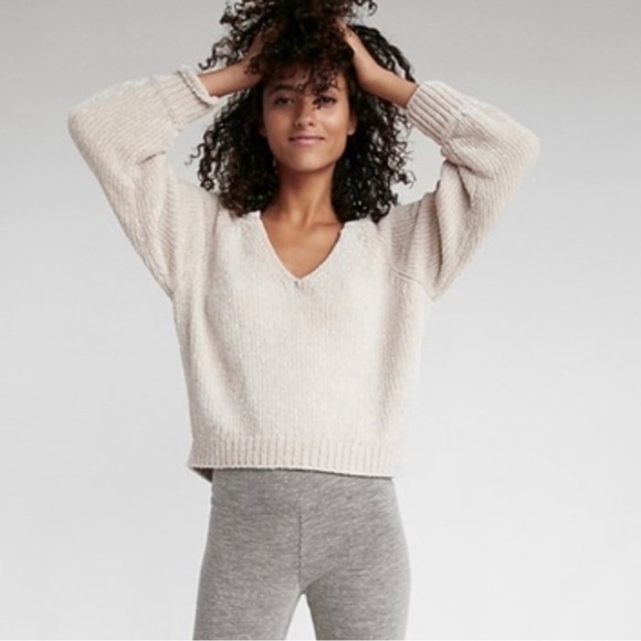Express Sweaters - Express Chenille Velvet V-Neck Pullover Sweater XS